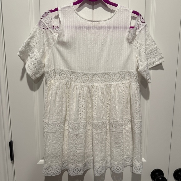 POL Women's White Lace Blouse - Picture 4 of 8